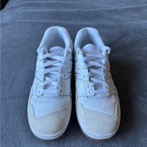 Women’s new balance 550